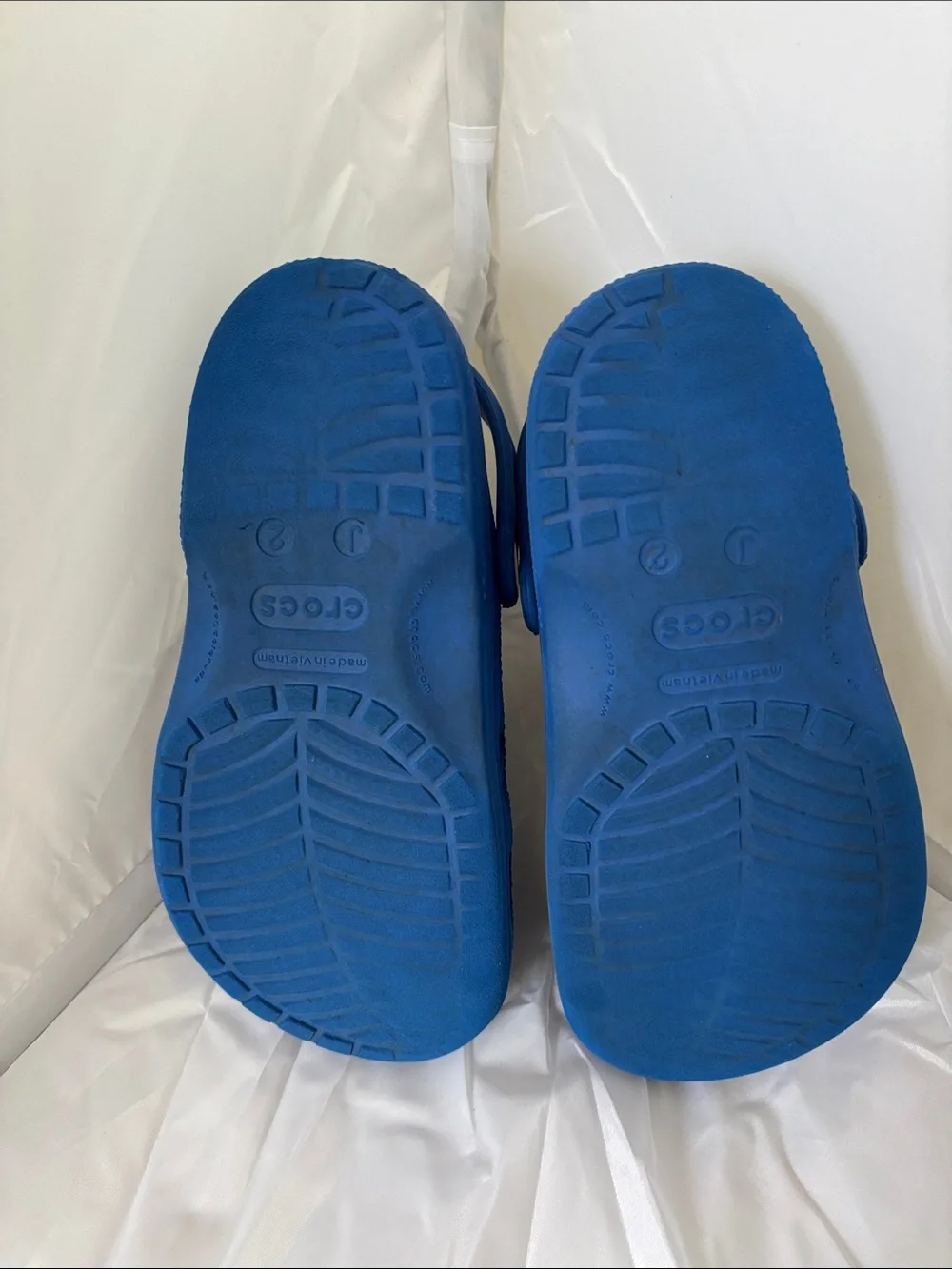 CROCS Kids Royal Blue Slip-On Clogs with Back Strap